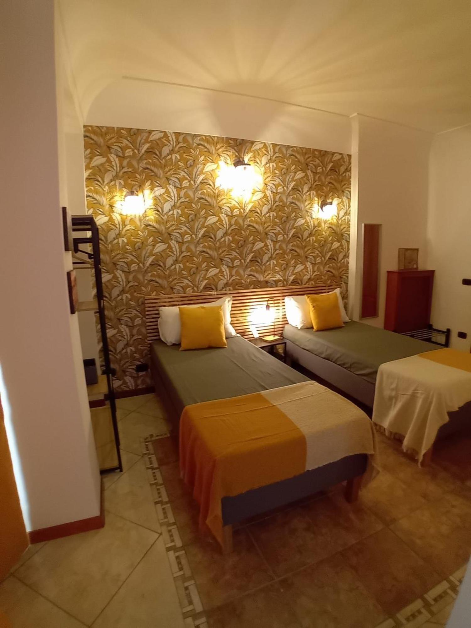 Reginella House Hotel Naples Luaran gambar