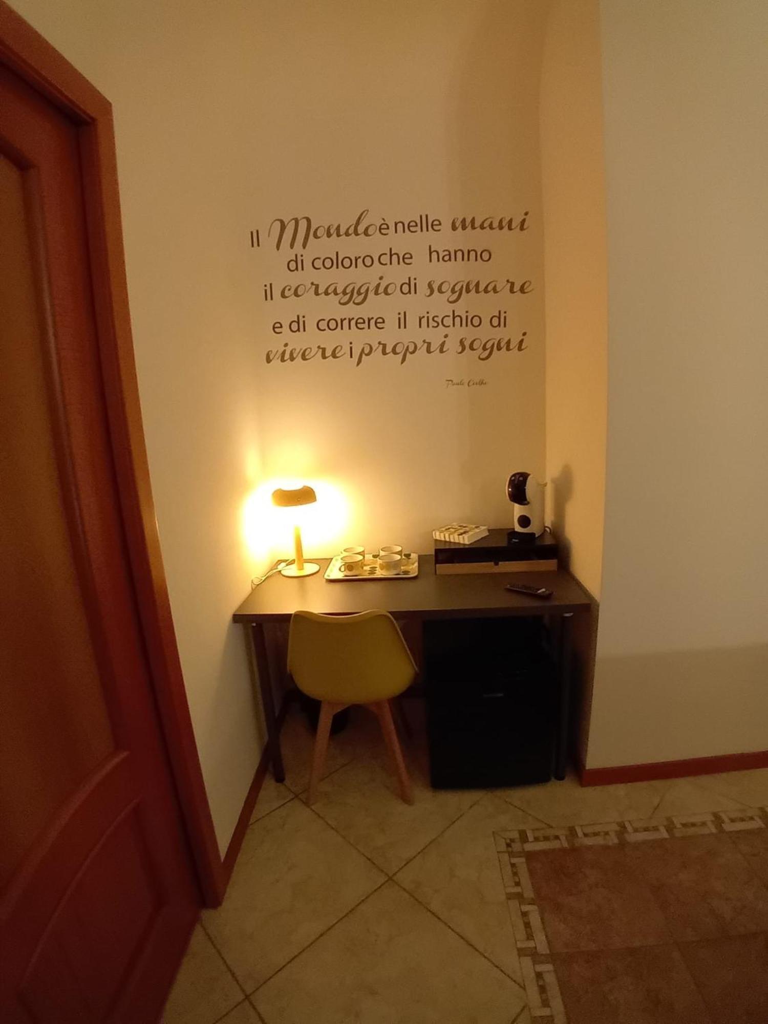 Reginella House Hotel Naples Luaran gambar