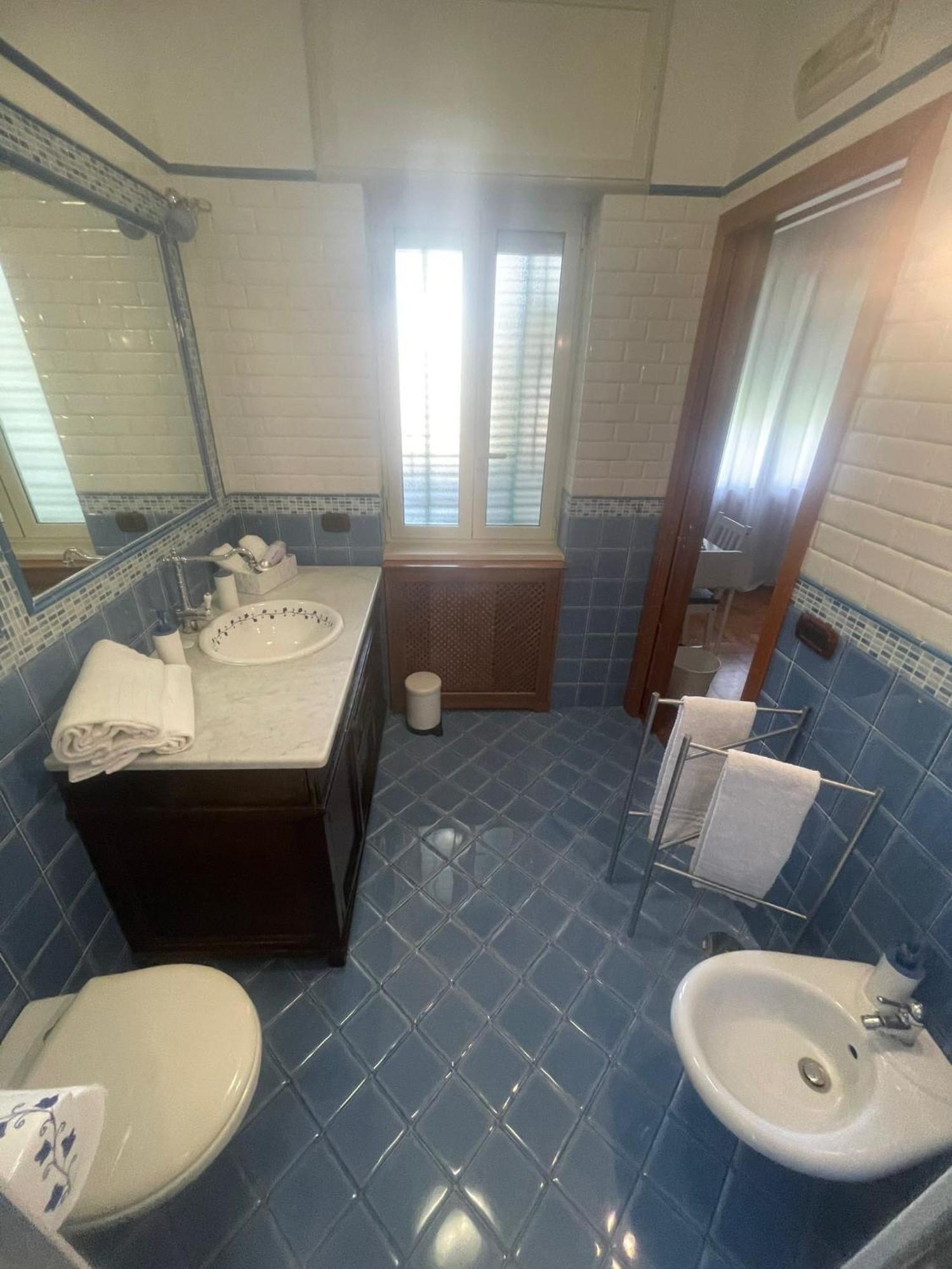 Reginella House Hotel Naples Luaran gambar