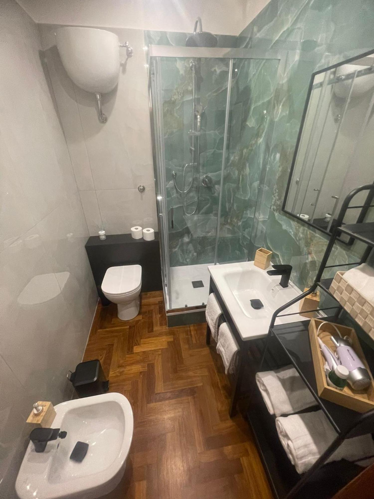 Reginella House Hotel Naples Luaran gambar