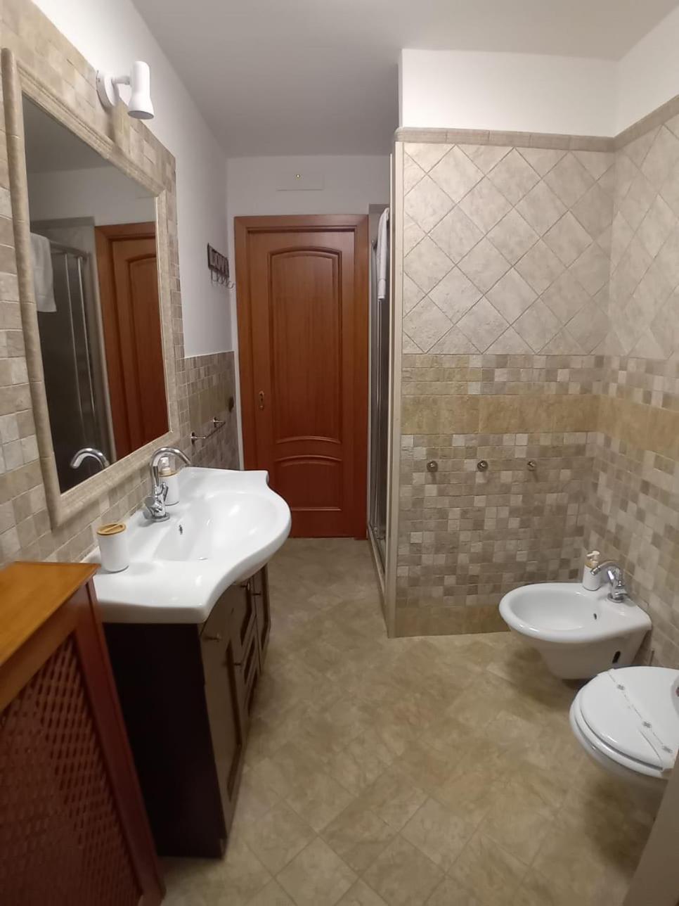 Reginella House Hotel Naples Luaran gambar