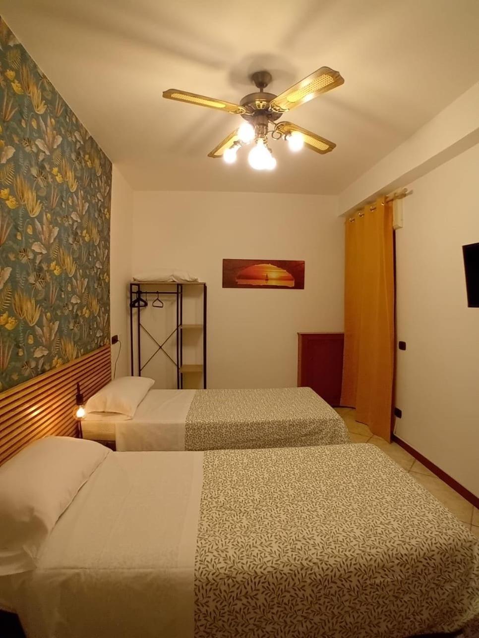 Reginella House Hotel Naples Luaran gambar